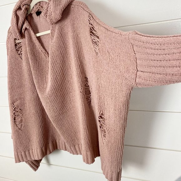 Tops - Super soft, distressed Hoodie, M.